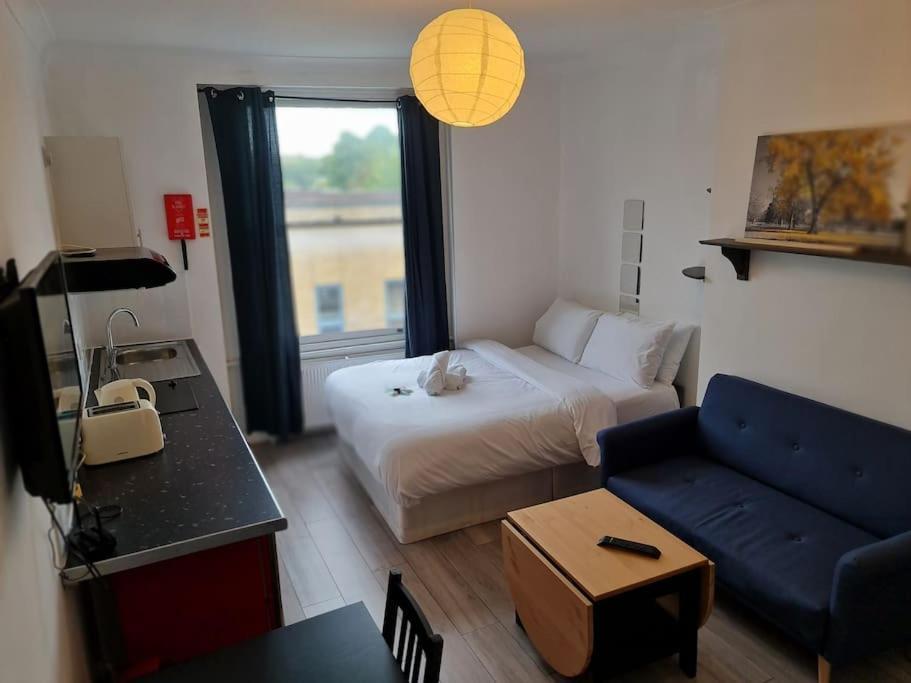 Chic & Modern Studio In Caledonian Rd London Bagian luar foto